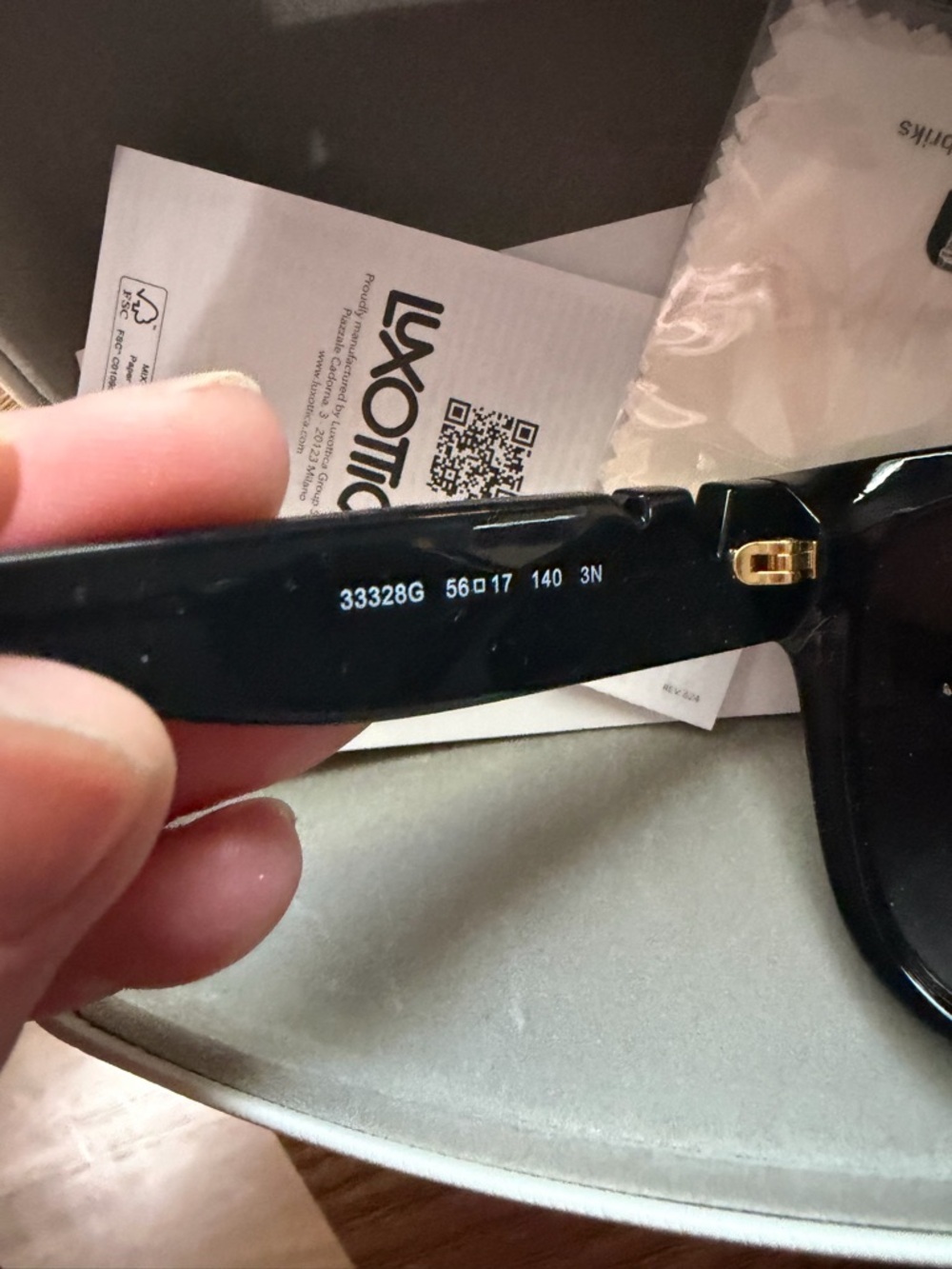 Michael Kors Women's Karlie MK2170U Sunglasses black frames gold logo. - Picture 3 of 6